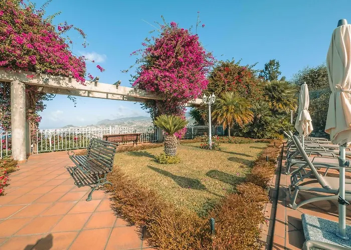 מלון Ocean Gardens פונשל