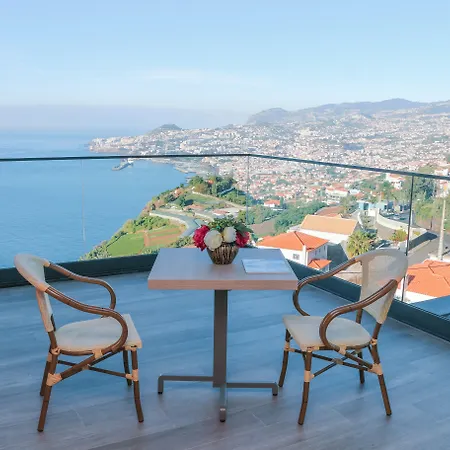 Ocean Gardens Hotell 4*