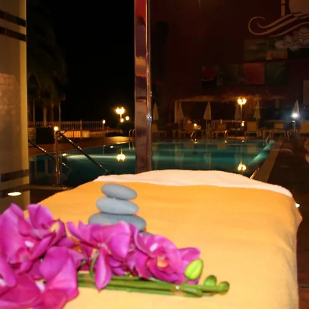 Hotell Ocean Gardens 4*