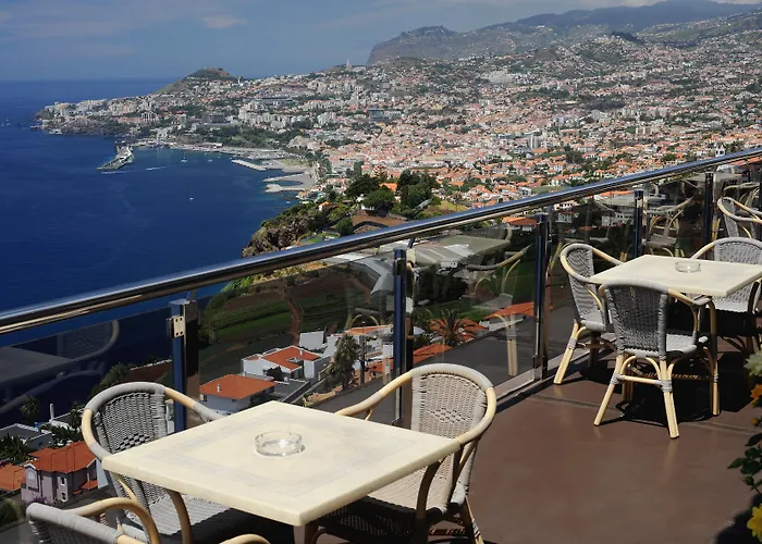 Ocean Gardens Hotel 4*