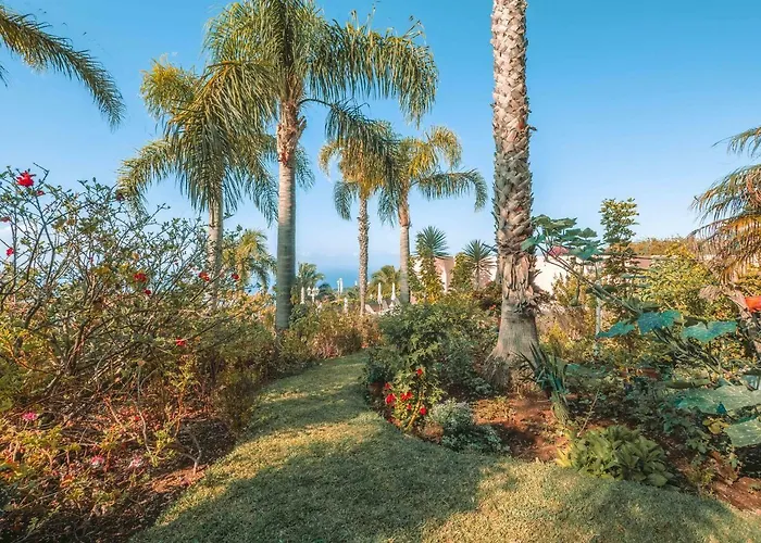 Ocean Gardens Hotel 4*