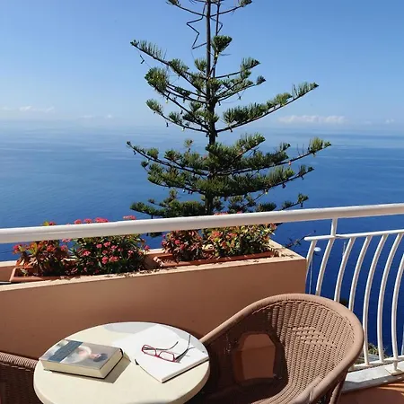 Ocean Gardens Szálloda