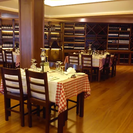 Ocean Gardens Szálloda 4*